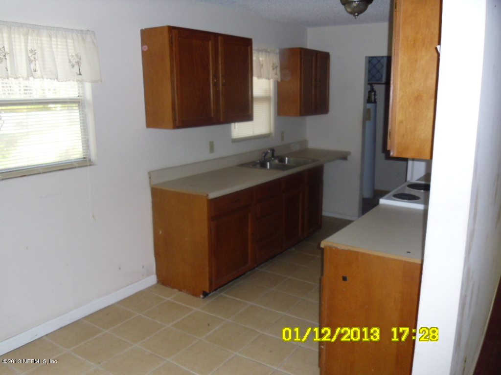 5949 Ovella Road Jacksonville, FL 32244 - Photo 12 of 16 SAM_0777