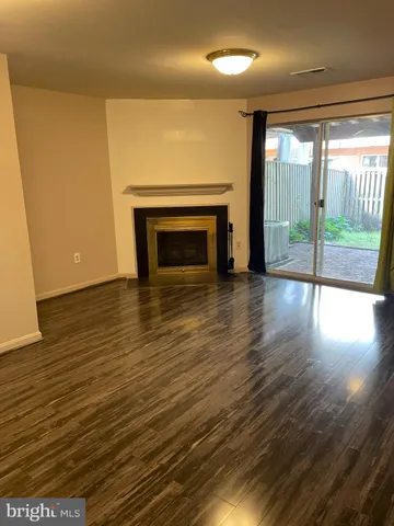 $2,400 | 5706 Osprey Court, Clifton, VA 20124