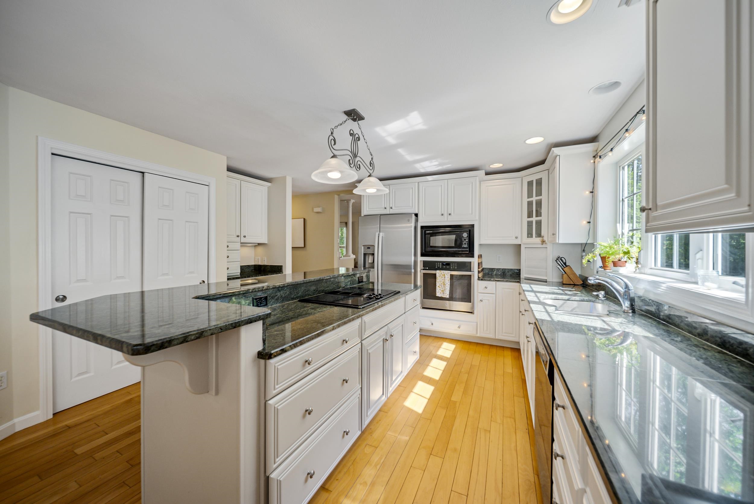 159 Peppermint Street Goffstown, NH 03045 - Photo 13 of 49 Gallery Image 13