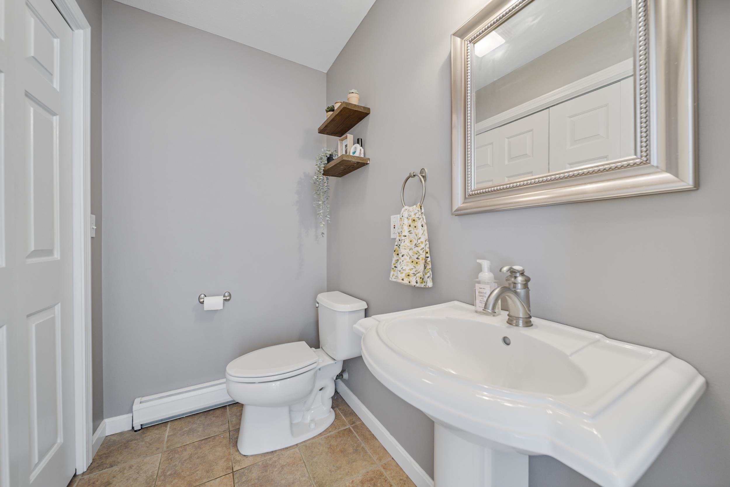 159 Peppermint Street Goffstown, NH 03045 - Photo 22 of 49 Gallery Image 22