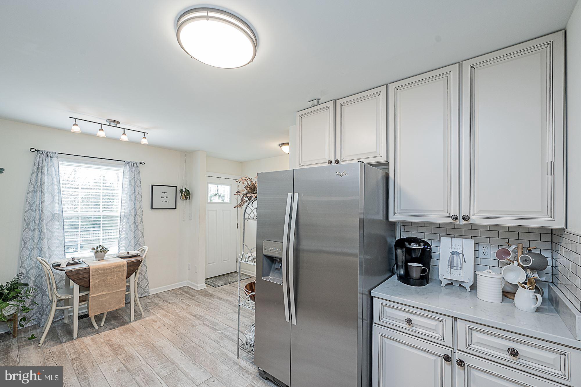 611 Nollmeyer Road Baltimore, MD 21220 - Photo 10 of 34 Kitchen