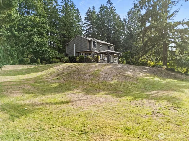 $695,000 | 8610 Long Lake Road Southeast, Port Orchard, WA 98367
