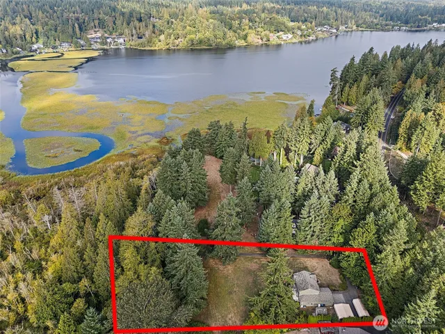 $695,000 | 8610 Long Lake Road Southeast, Port Orchard, WA 98367