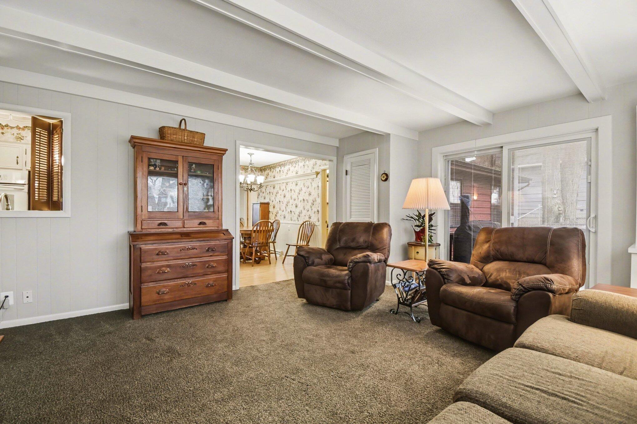 694 68th Street Southwest Byron Center, MI 49315 - Photo 12 of 40 007_file_4265