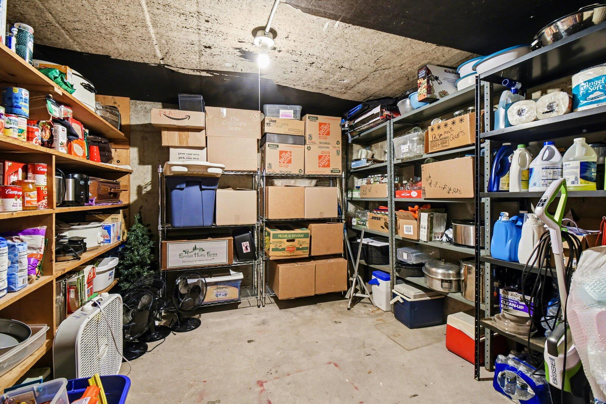 694 68th Street Southwest Byron Center, MI 49315 - Photo 34 of 40 029_file_9551