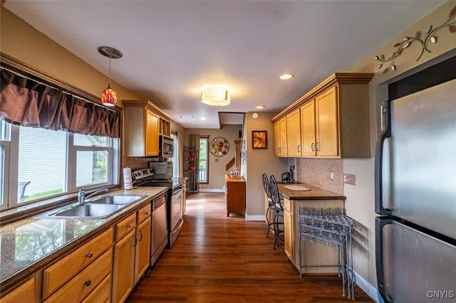 $915,000 | 1079 Highway 49, Constantia, NY 13028