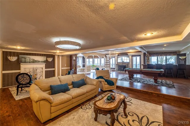 $915,000 | 1079 Highway 49, Constantia, NY 13028