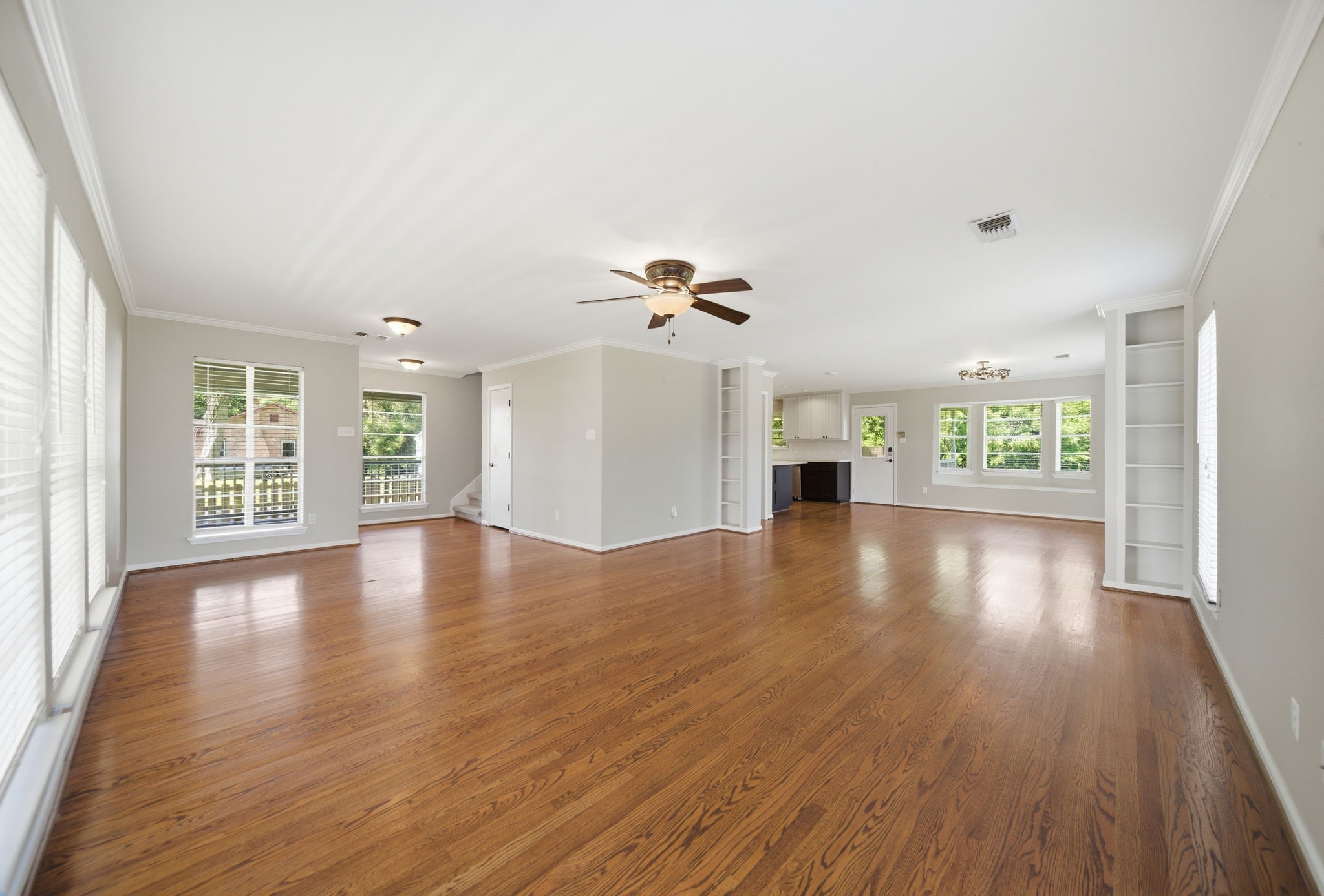 4020 Colgate Street Houston, TX 77087 - Photo 2 of 27