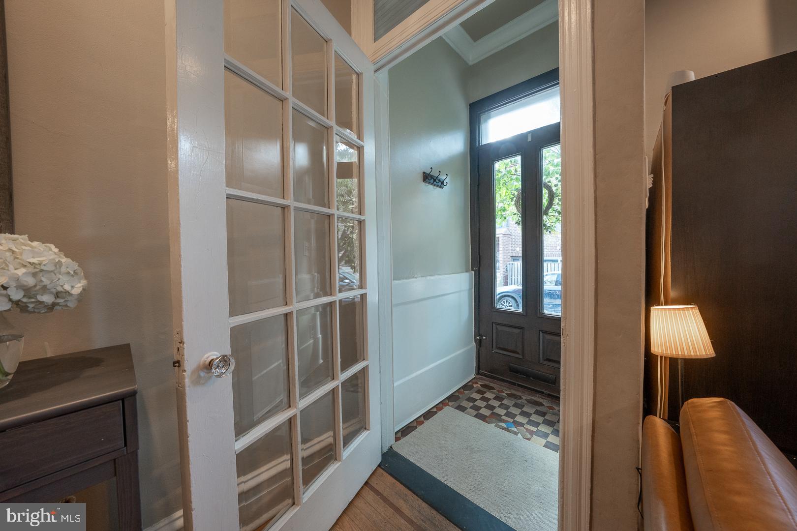883 Pennock Street Philadelphia, PA 19130 - Photo 2 of 40