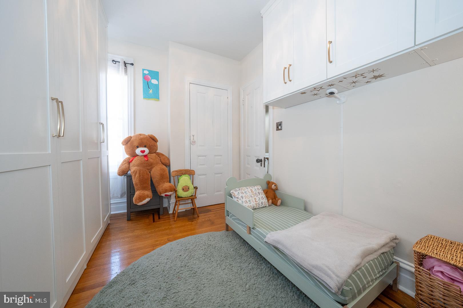 883 Pennock Street Philadelphia, PA 19130 - Photo 36 of 40 Bedroom #3
