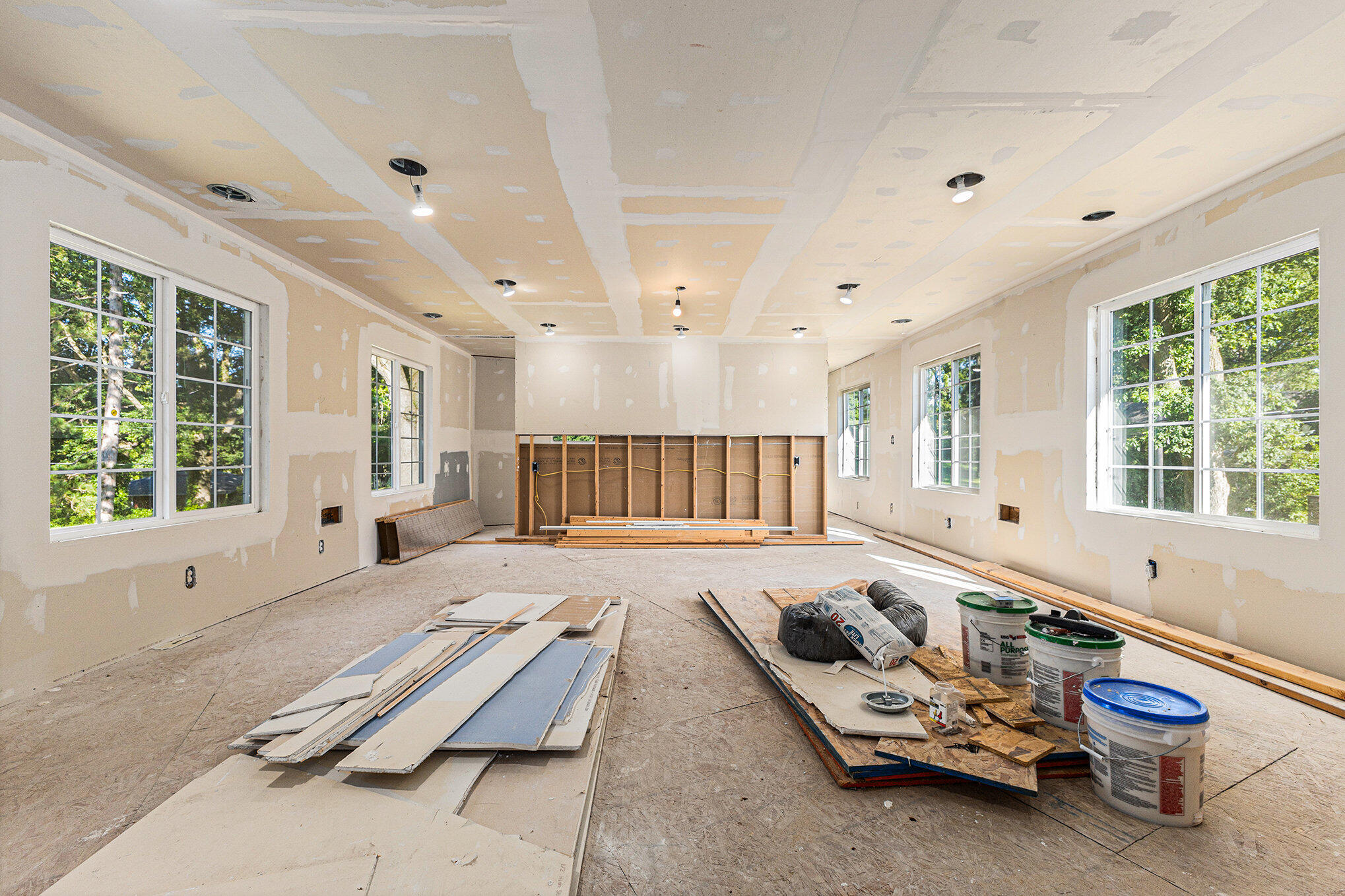 1941 North Shebel Road Michigan City, IN 46360 - Photo 17 of 33 2038x1358