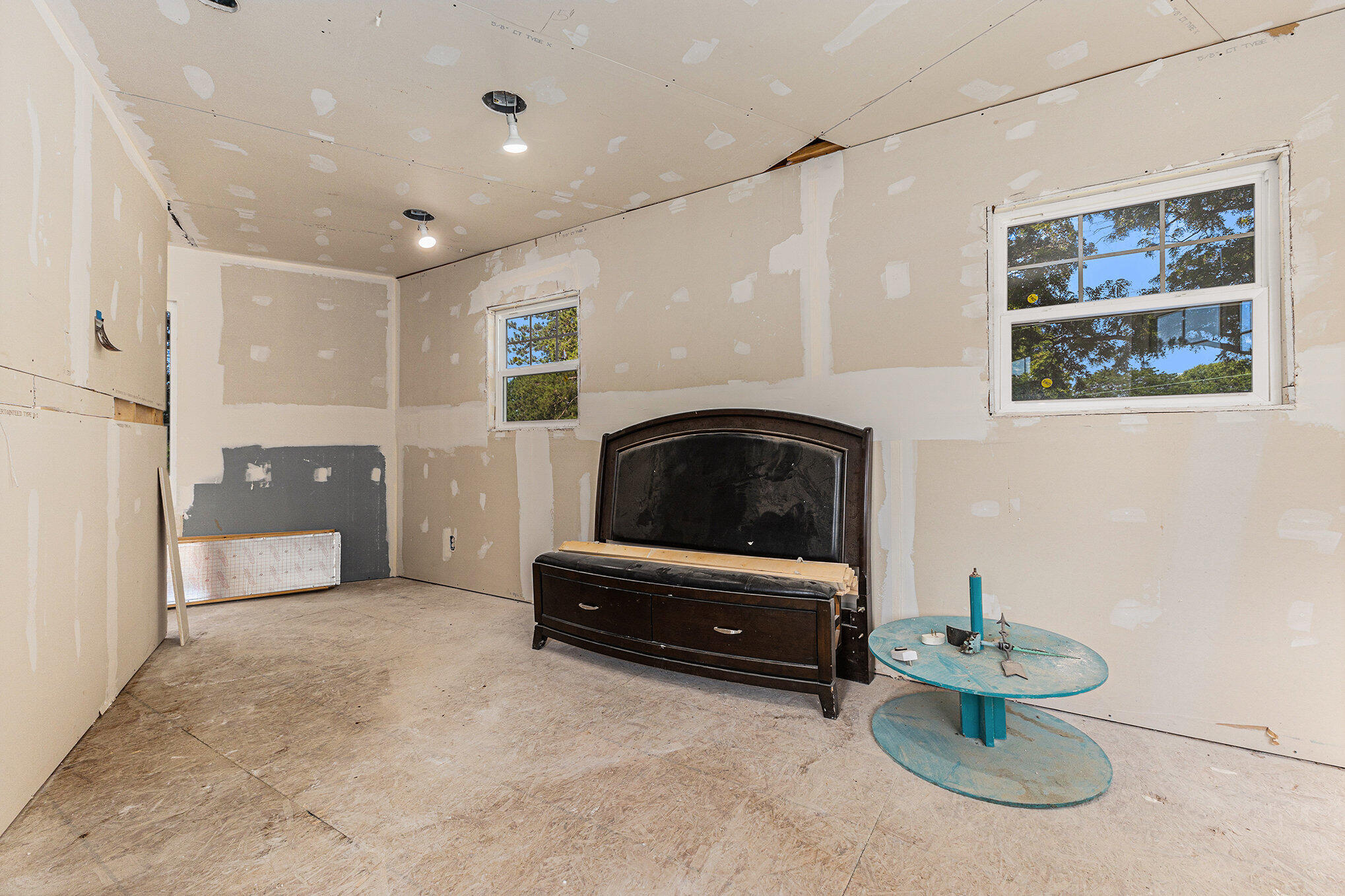 1941 North Shebel Road Michigan City, IN 46360 - Photo 18 of 33 2038x1358