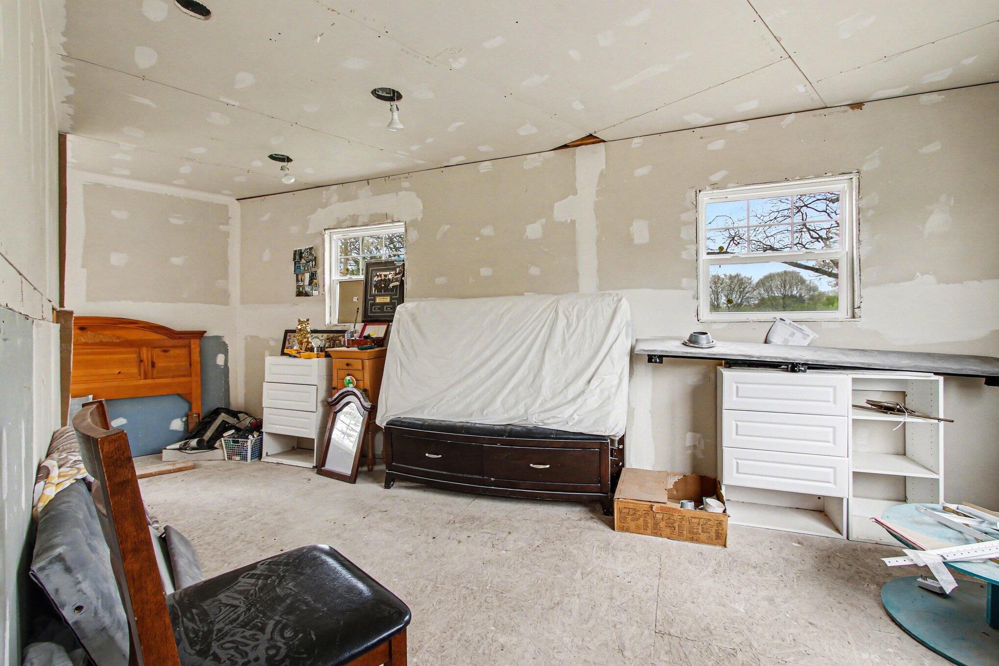 1941 North Shebel Road Michigan City, IN 46360 - Photo 20 of 42 2038x1359