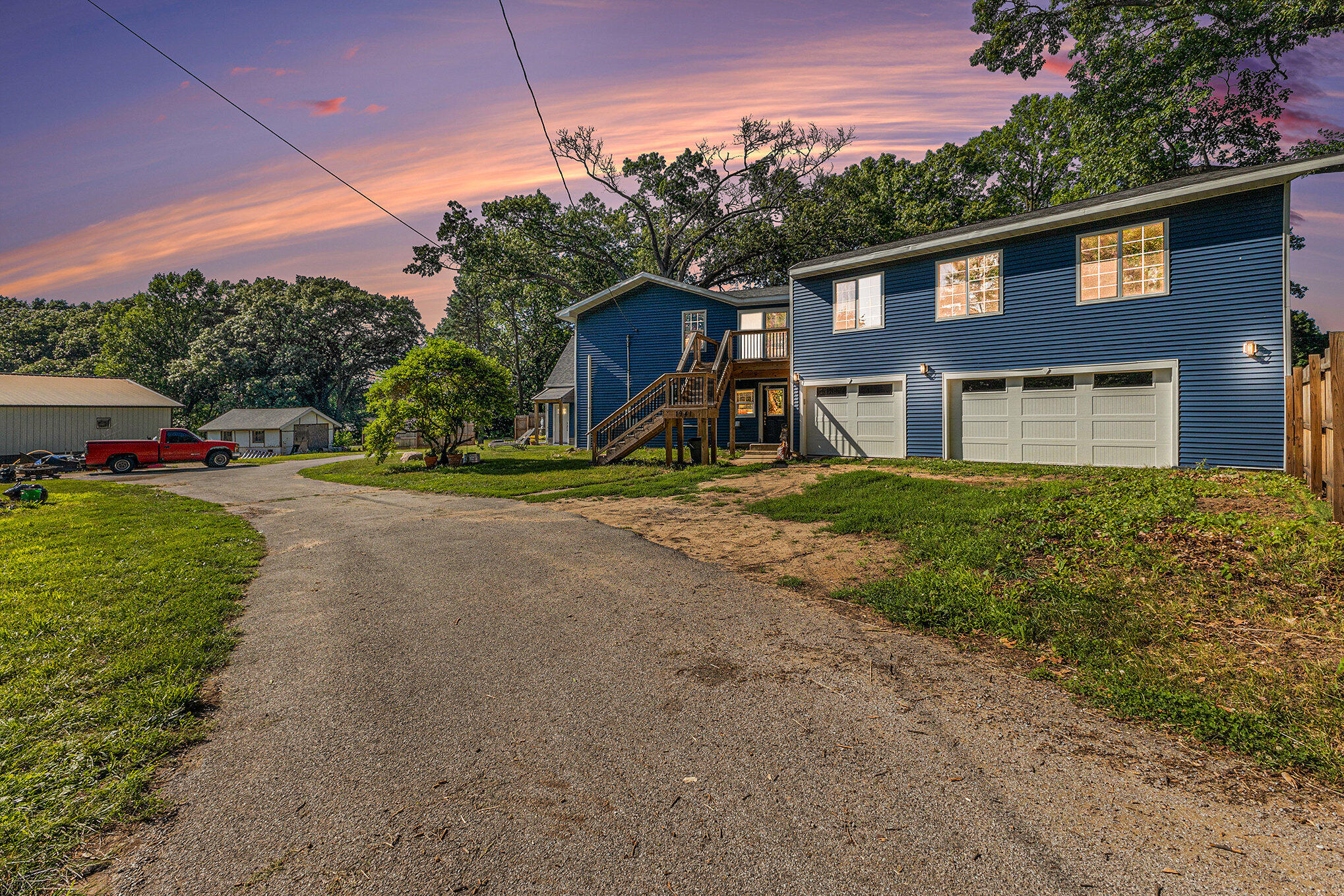 1941 North Shebel Road Michigan City, IN 46360 - Photo 29 of 33 2038x1359
