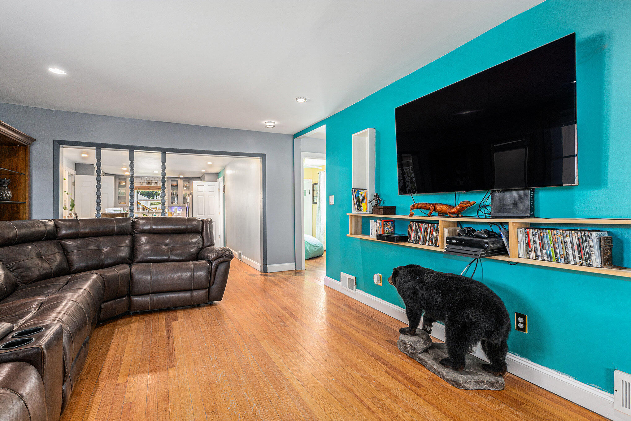 1941 North Shebel Road Michigan City, IN 46360 - Photo 7 of 33 2038x1360