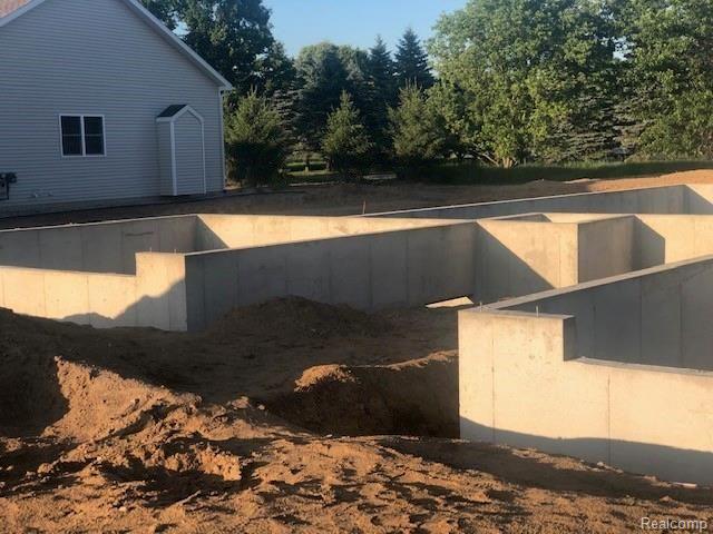 4031 Eastbridge Road Stockbridge, MI 49285 - Photo 3 of 3