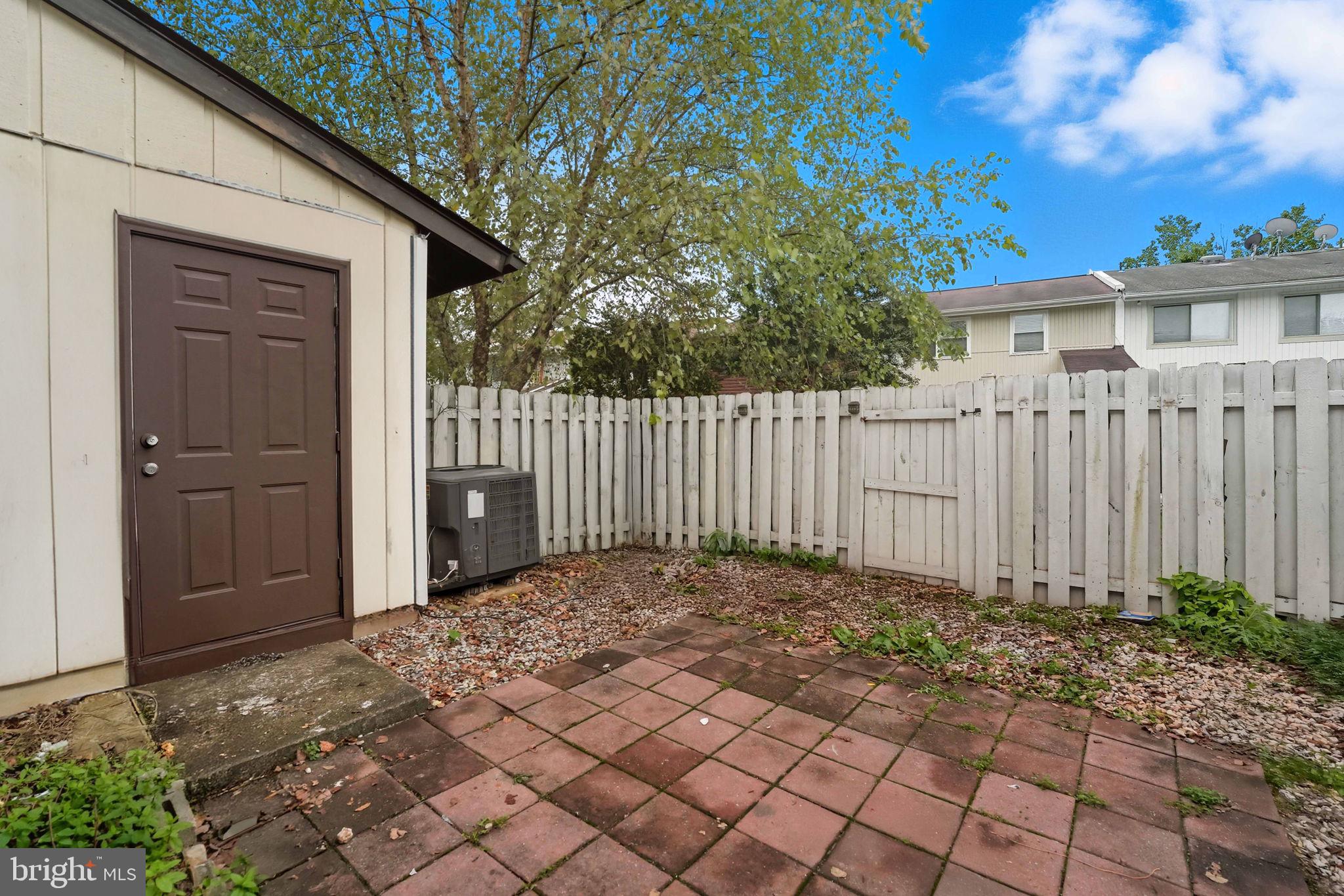 258 North Cottage Road Sterling, VA 20164 - Photo 30 of 33 a view of a house