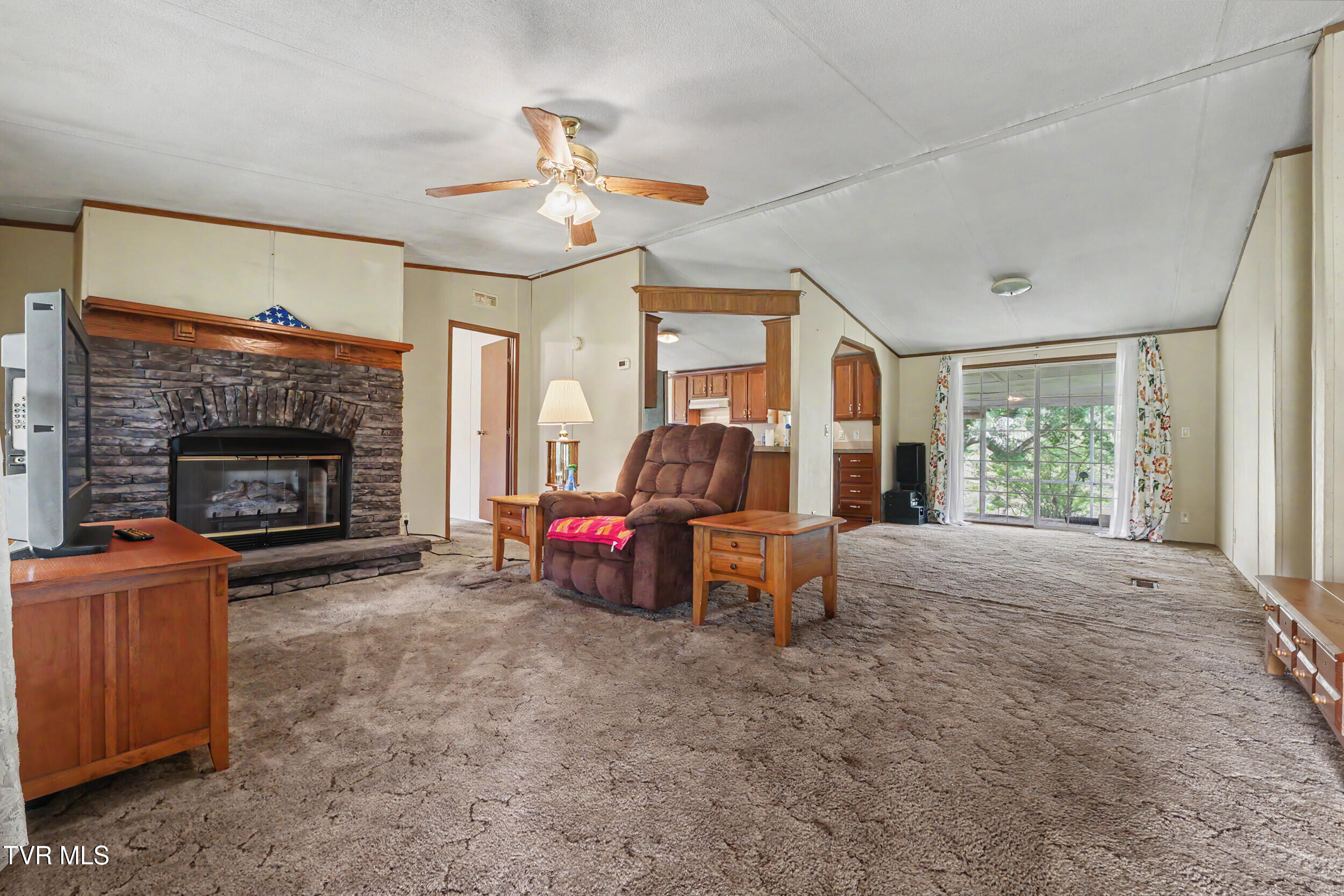 3810 West Allens Bridge Road Greeneville, TN 37743 - Photo 13 of 43 4_img_0160