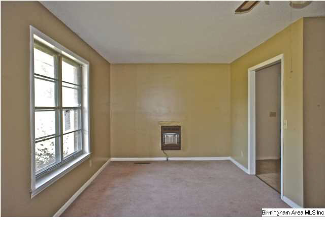 2764 County Road 85 Clanton, AL 35046 - Photo 2 of 32