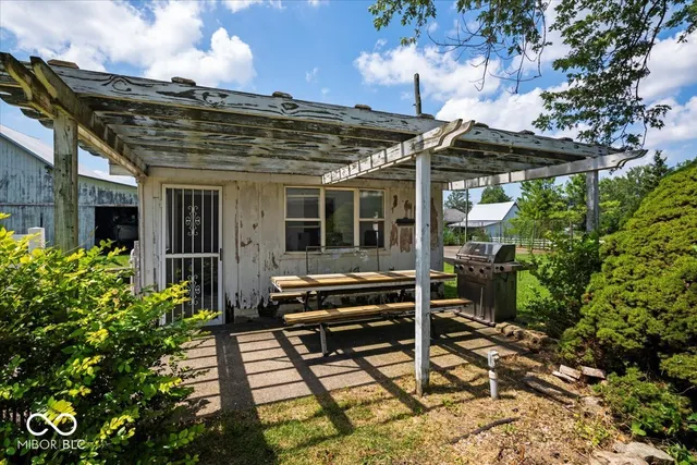 $439,000 | 3696 Highway 9, Greenfield, IN 46140