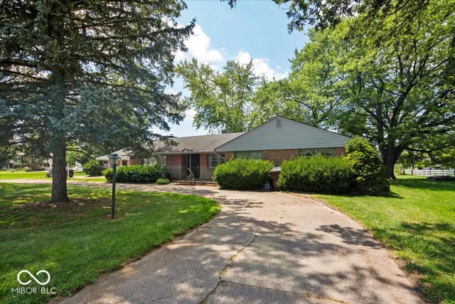 $439,000 | 3696 Highway 9, Greenfield, IN 46140