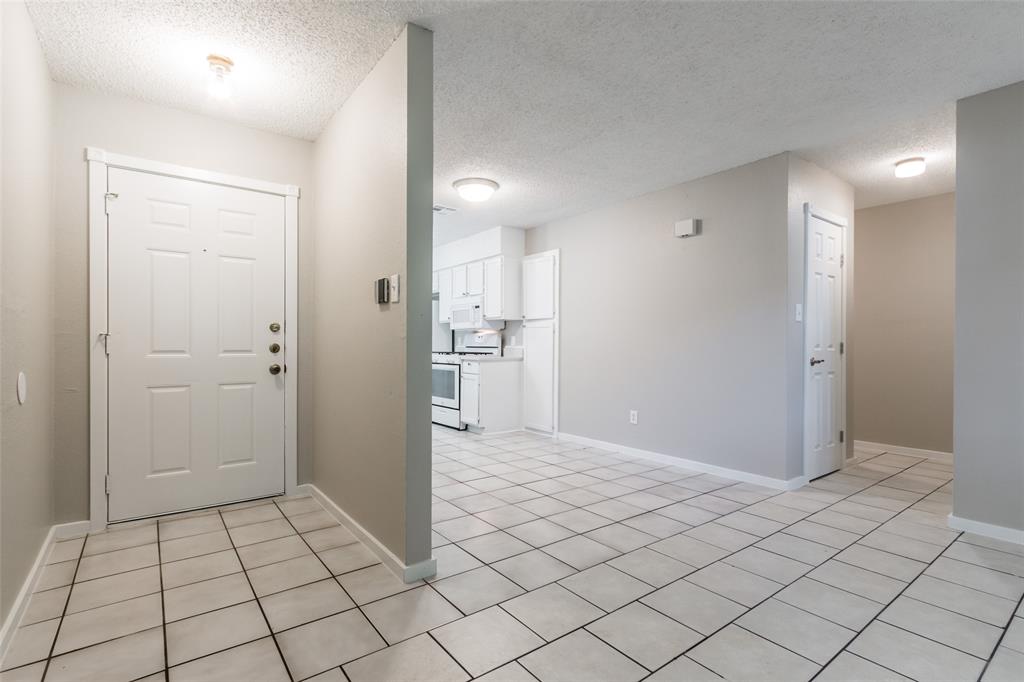 2311 Burleson Road, Unit B Austin, TX 78741 - Photo 5 of 24