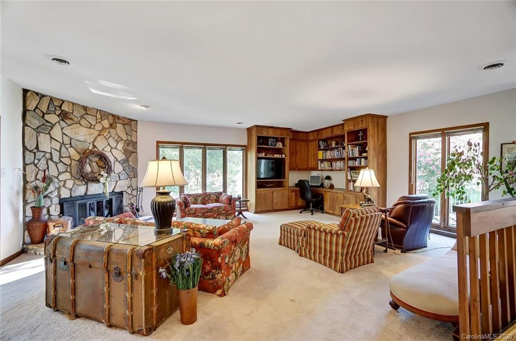 7021 Chelsea Day Lane Tega Cay, SC 29708 - Photo 8 of 46 Gallery Image 8