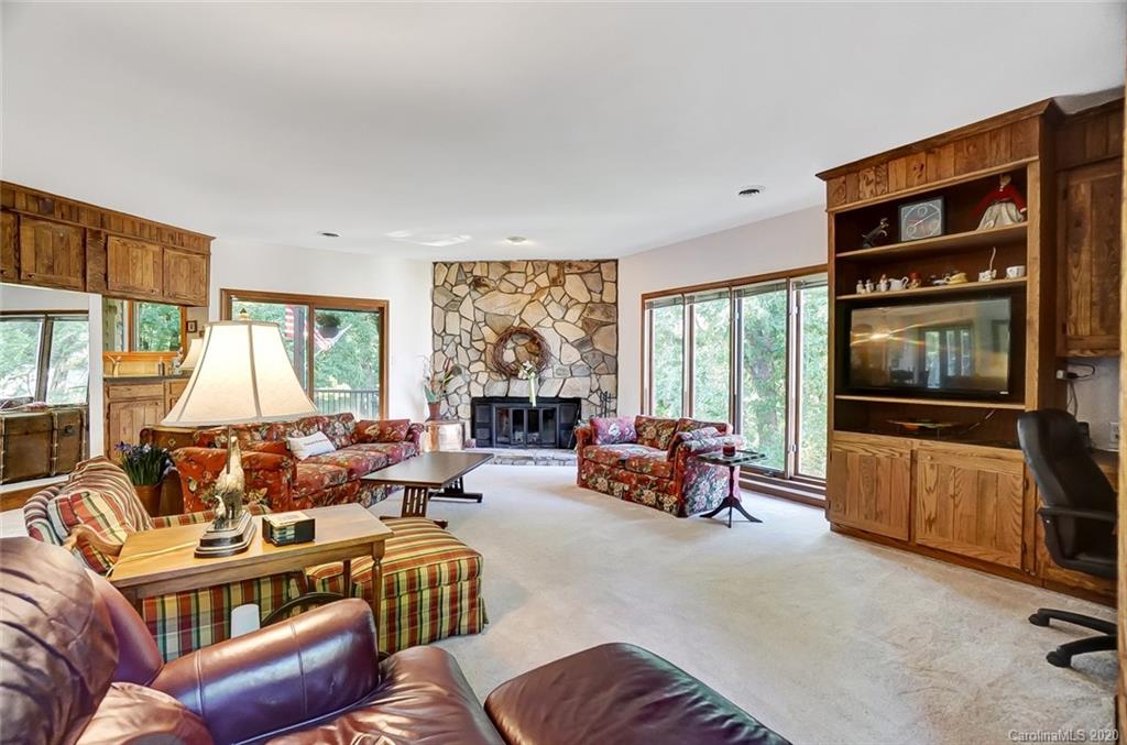7021 Chelsea Day Lane Tega Cay, SC 29708 - Photo 9 of 46 Gallery Image 9
