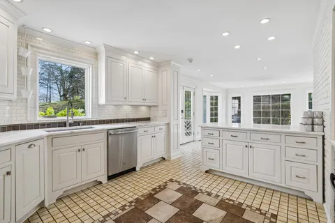 $2,495,000 | 2455 Long Hollow Pike, Hendersonville, TN 37075