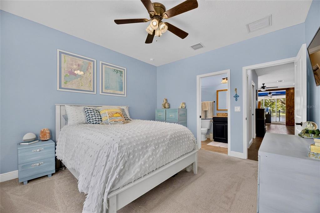 303 West Chapman Road Tampa, FL 33613 - Photo 40 of 49 Gallery Image 40