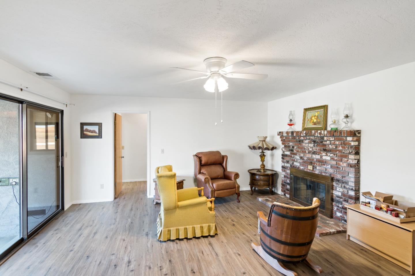 52019 Smith Road Bradley, CA 93426 - Photo 11 of 37 Gallery Image 11