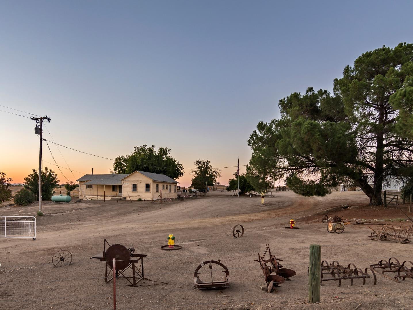 52019 Smith Road Bradley, CA 93426 - Photo 21 of 37 Gallery Image 21