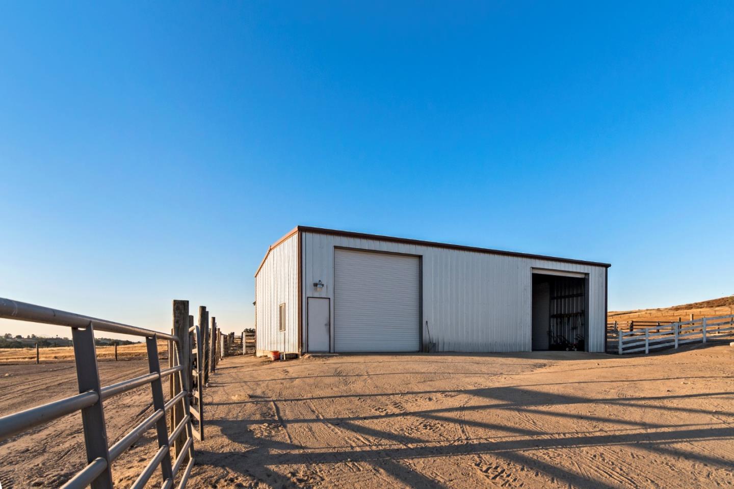 52019 Smith Road Bradley, CA 93426 - Photo 27 of 37 Gallery Image 27
