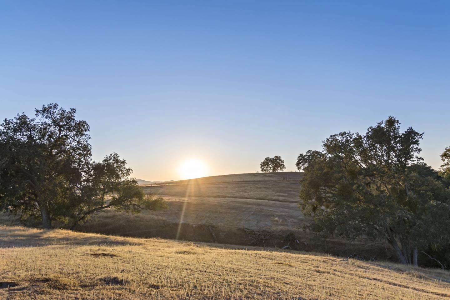 52019 Smith Road Bradley, CA 93426 - Photo 35 of 37 Gallery Image 35