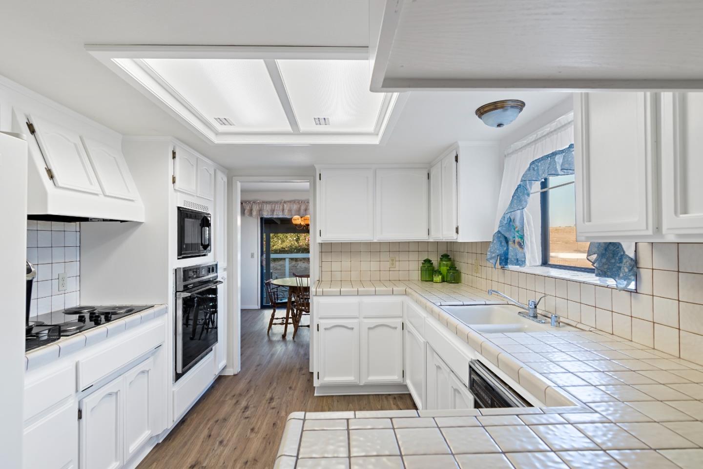 52019 Smith Road Bradley, CA 93426 - Photo 9 of 37 Gallery Image 9