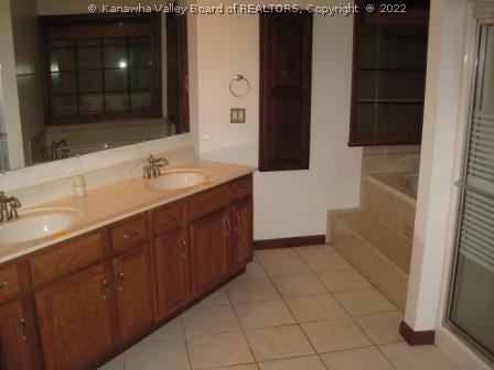 218 Keefer Street Racine, WV 25165 - Photo 2 of 8 Master Bath/Spa.