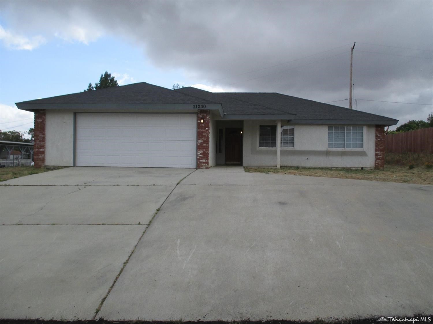 21230 Woodford-Tehachapi Road Tehachapi, CA 93561 - Photo 1 of 2 Gallery Image 1