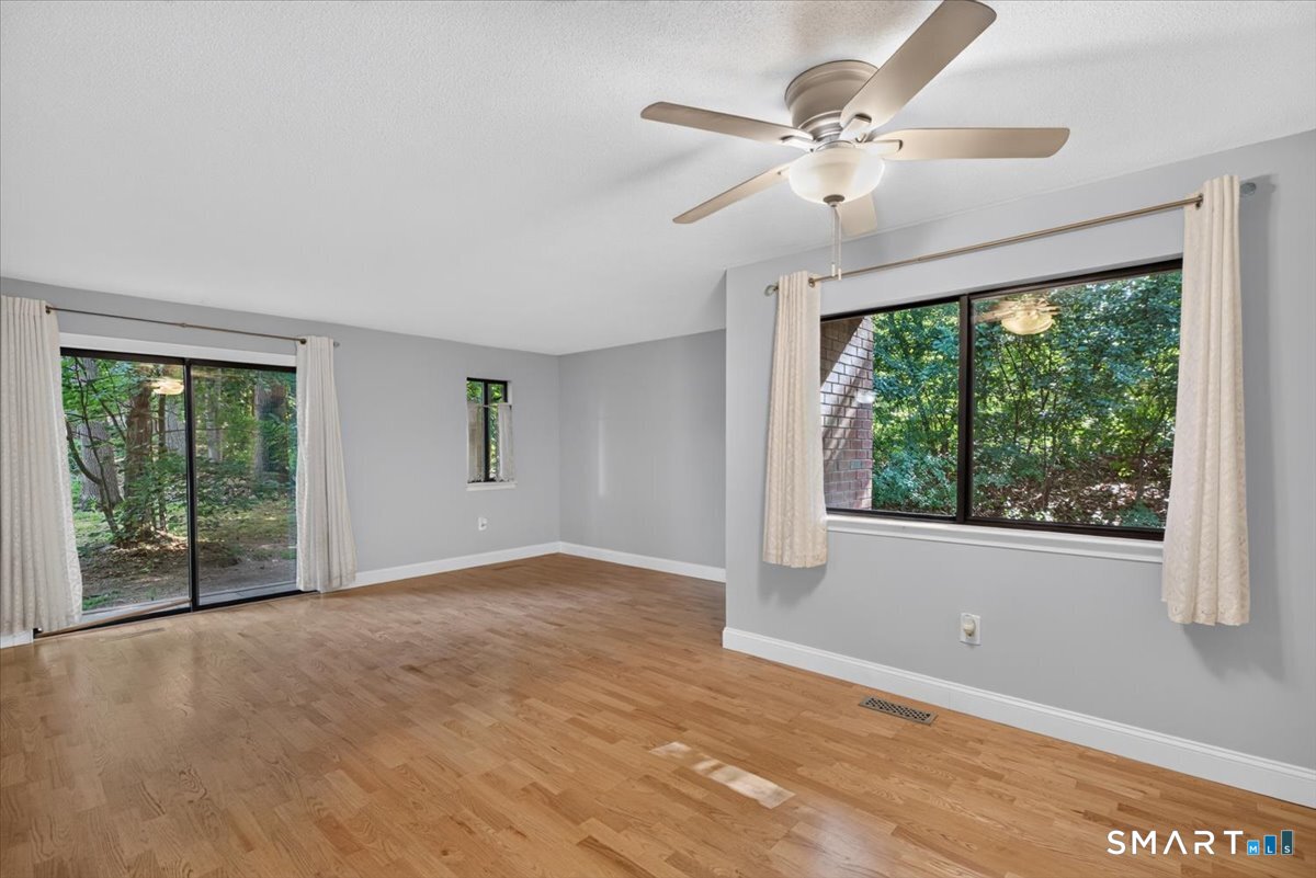 550 Darling Street, Unit 5H Southington, CT 06489 - Photo 4 of 21
