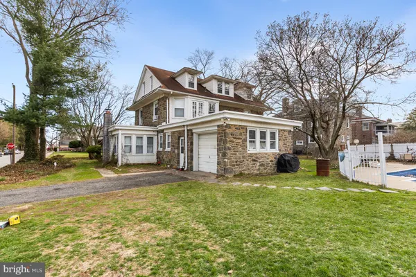 $275,000 | 524 East 21st Street, Chester, PA 19013