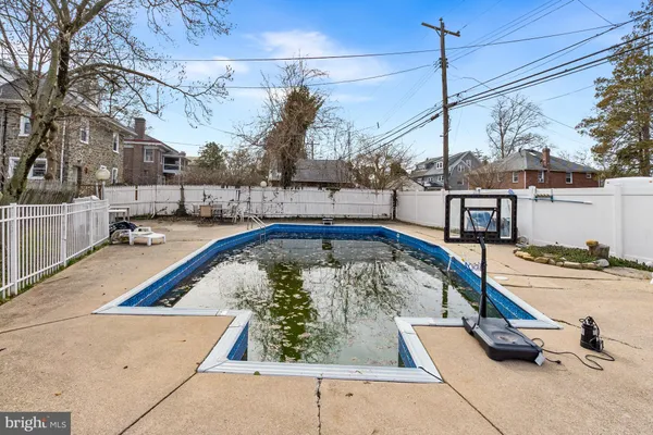 $275,000 | 524 East 21st Street, Chester, PA 19013