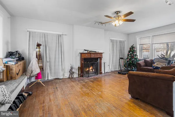 $275,000 | 524 East 21st Street, Chester, PA 19013