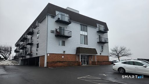 115 Short Beach Road, Unit 304 Stratford, CT 06615 - Photo 6 of 26