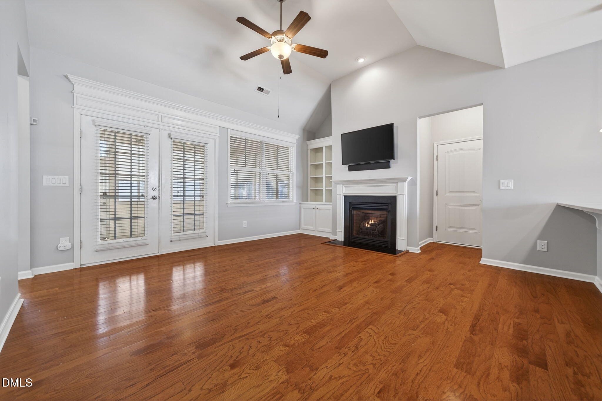 4614 Clove Meadow Court Raleigh, NC 27604 - Photo 19 of 51 28-web-or-mls-4614 Clove Meadow-32