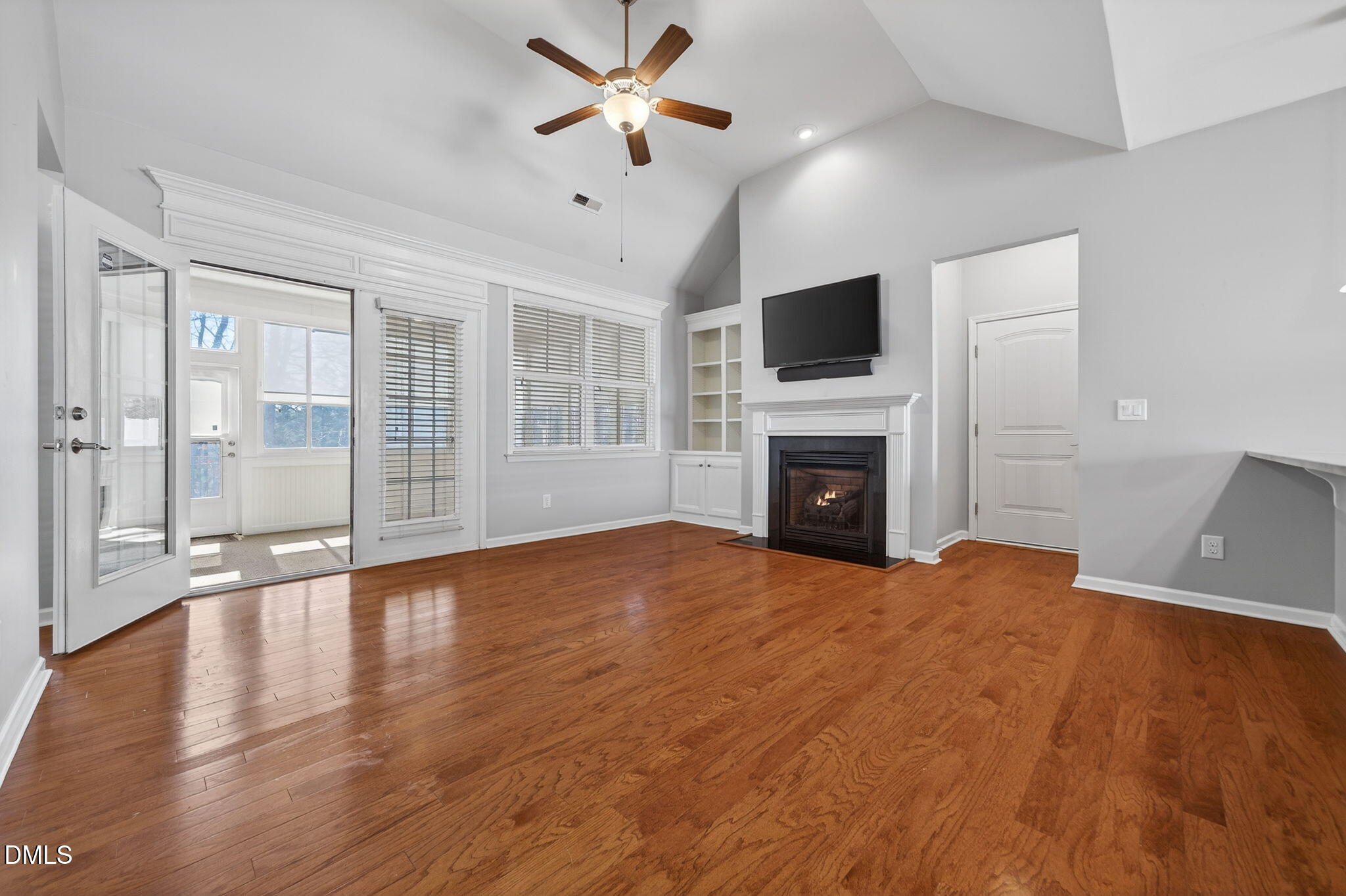 4614 Clove Meadow Court Raleigh, NC 27604 - Photo 20 of 51 29-web-or-mls-4614 Clove Meadow-33