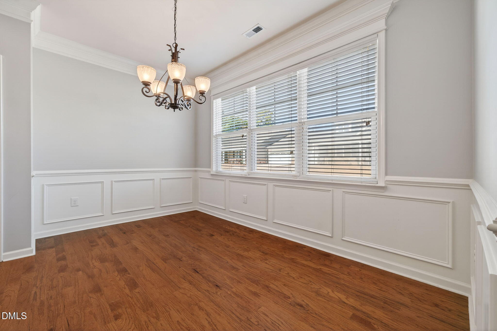 4614 Clove Meadow Court Raleigh, NC 27604 - Photo 7 of 51 15-web-or-mls-4614 Clove Meadow-19