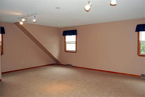 133 Plum Street Springfield, MA 01109 - Photo 23 of 27 Gallery Image 23