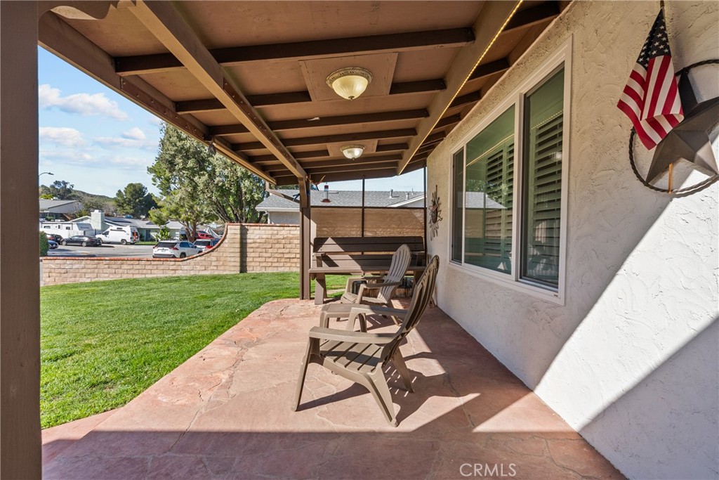 31436 Arrow Point Drive Castaic, CA 91384 - Photo 13 of 76 Front porch with privacy screen.