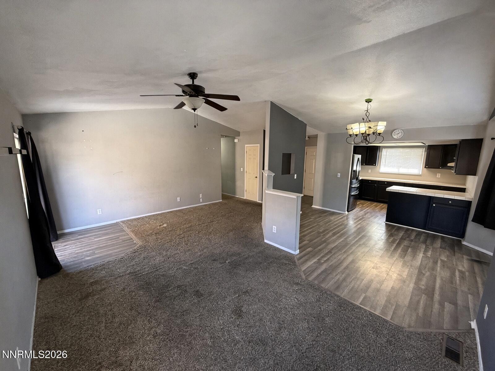 332 Dianna Way Fallon, NV 89406 - Photo 7 of 15 boimC