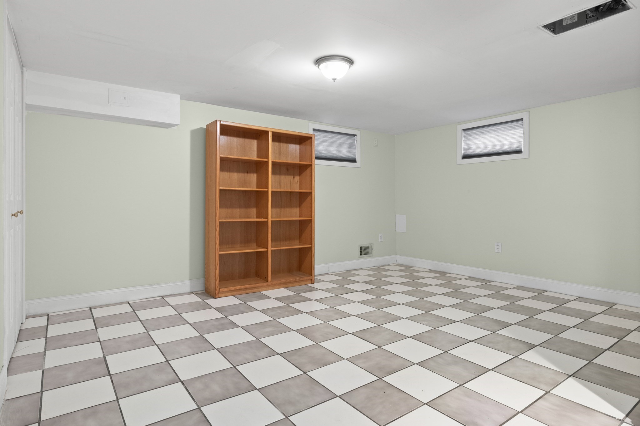 10 Clark Road Groveland, MA 01834 - Photo 32 of 37 Gallery Image 32