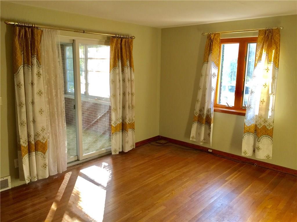 323 Scene Ridge Road McKeesport, PA 15133 - Photo 9 of 16 Gallery Image 9